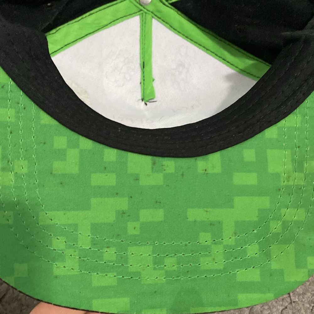 Minecraft Hat - Picture 4 of 4